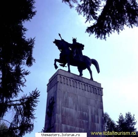 Suceava - un oras in care Stefan cel Mare o facut legea;l`o - Poze din orasul tau